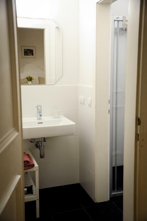 City Center Apartment Wina Bagian luar foto